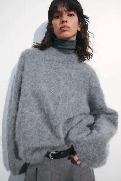 Gwyn - Elegant Sweater