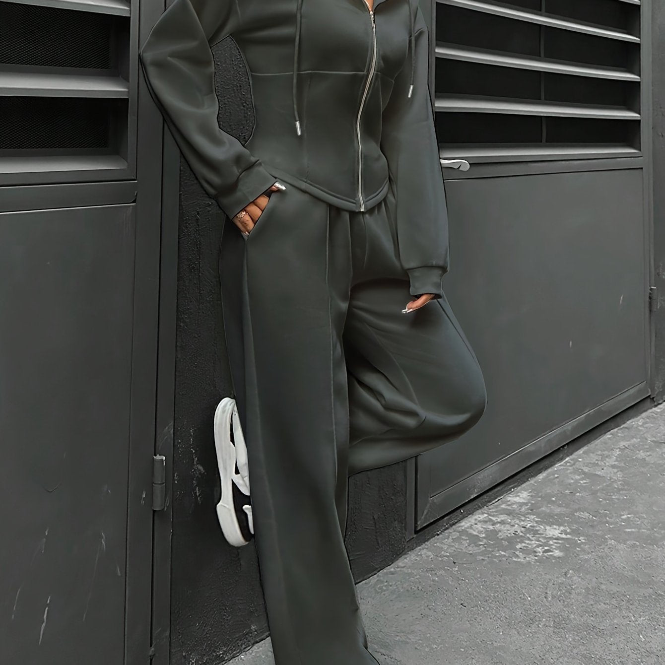 Leesa™ | Comfortable Tracksuit Set