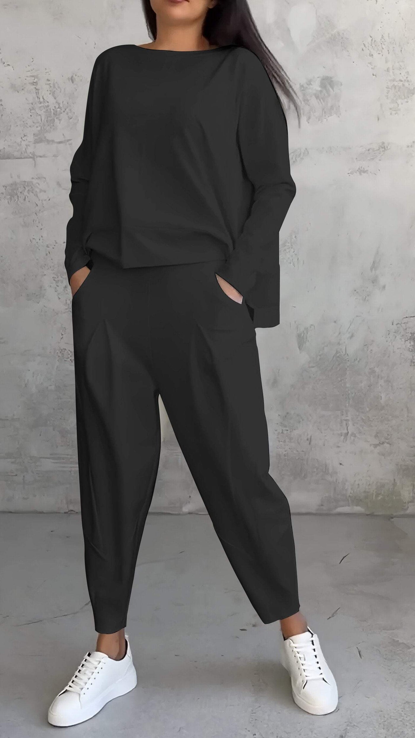 Donna™ - Comfortable Set with Crew Neck